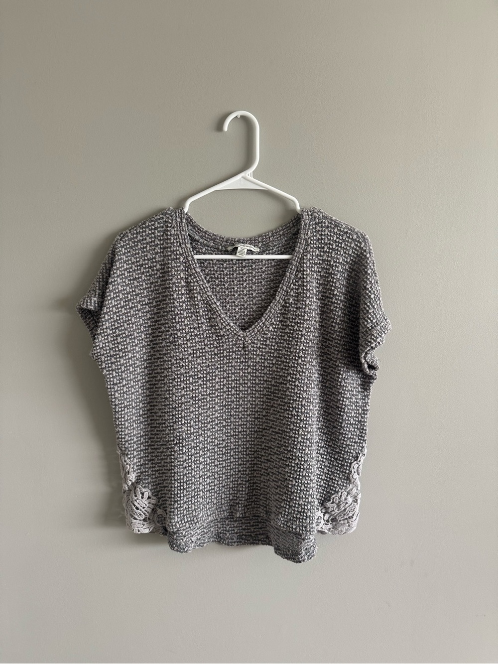 American Eagle Outfitters Gray Knit V-Neck Top with Lace Accents